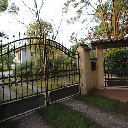 La Casa Nel Bosco Bed & Breakfast Savio di Ravenna