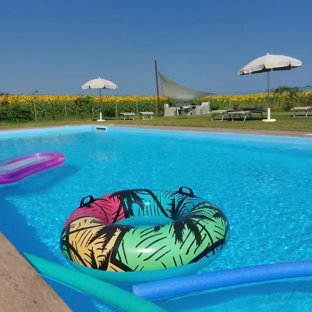 La Casa Nel Bosco Bed & Breakfast 3*